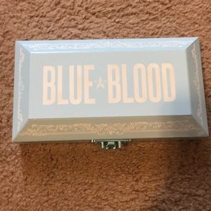 Jeffree star blue blood palette